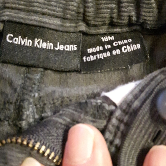 Size 18M grey Calvin Klein Baby cordaroys - Picture 5 of 7